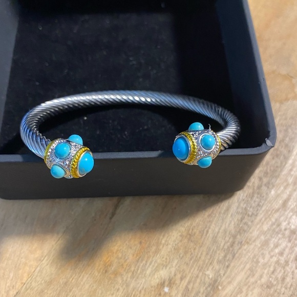 BRACELETS - Picture 3 of 4